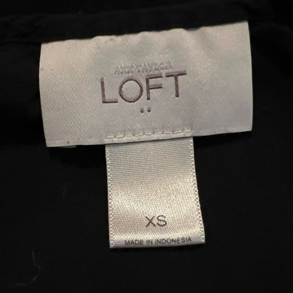 ⭐️3 For $25 LOFT Black Blouse - Picture 6 of 7